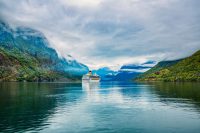 Kreuzfahrten durch Norwegen und den engsten Fjord der Welt
