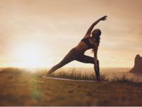 5 Gründe, warum Yoga im Freien körper und Geist gut tut